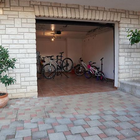 Apartments Luciana & Helena Pula Ngoại thất bức ảnh