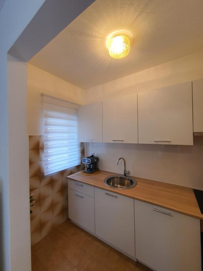 Apartments Luciana & Helena Pula Ngoại thất bức ảnh